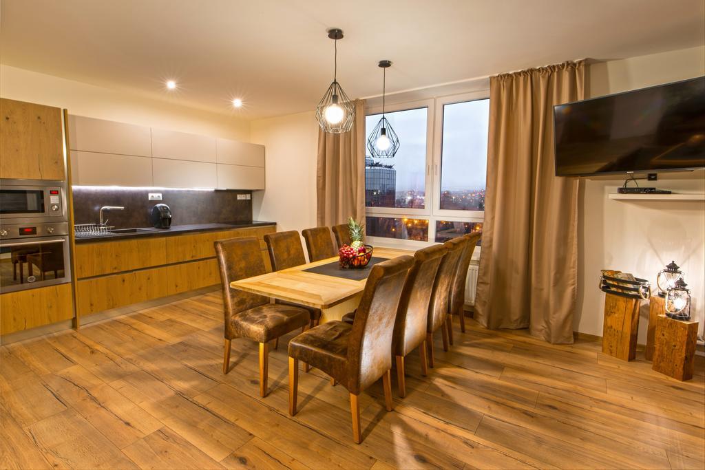 A-Partman Sk - Main Square - Private Parking - Mountain View - Top Floor - 82 M2 Poprad Exterior photo